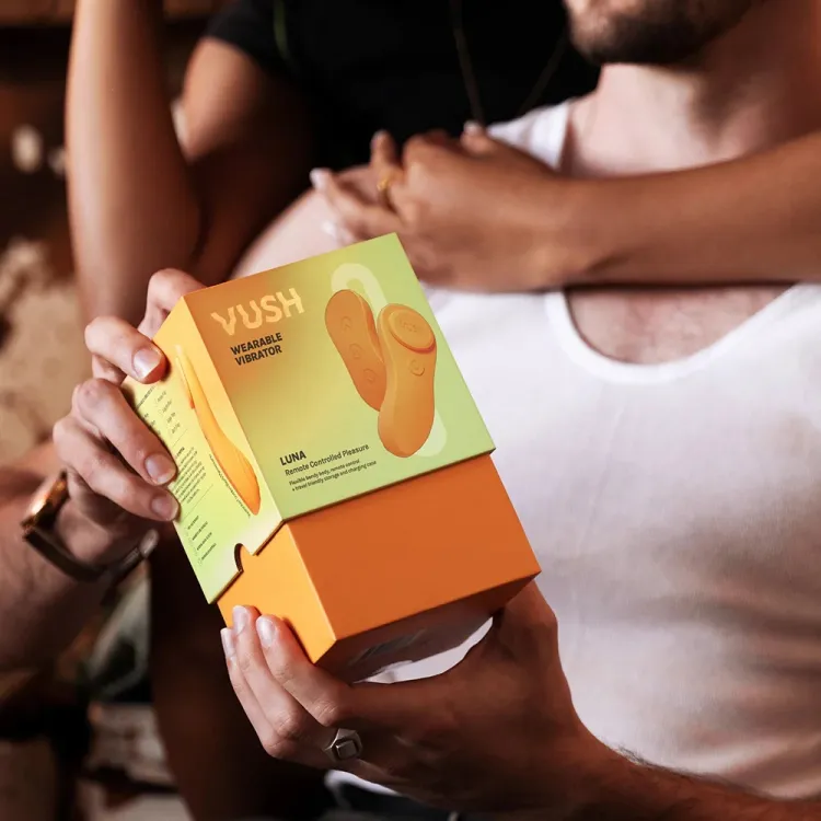 VUSH Luna Wearable Vibrator VUSH Luna Wearable Vibrator