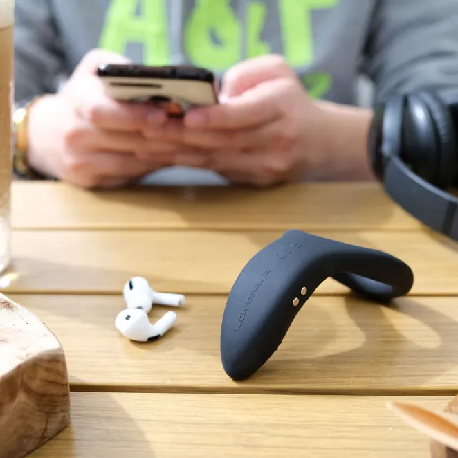 Lovense Diamo Bluetooth Remote-Controlled Vibrating Cockring