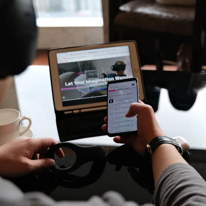 Lovense Diamo Bluetooth Remote-Controlled Vibrating Cockring