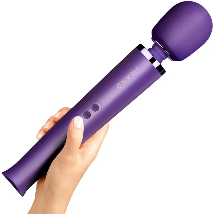 Le Wand Vibrating Massager Purple Le Wand Vibrating Massager Purple