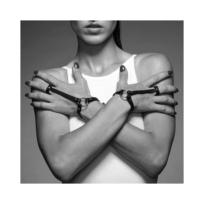 Bijoux Indiscrets Maze Black Hand Bracelet Harness
