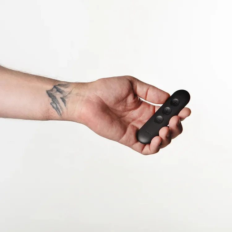 Je Joue Onyx Vibrating Butt Plug Je Joue Onyx Vibrating Butt Plug