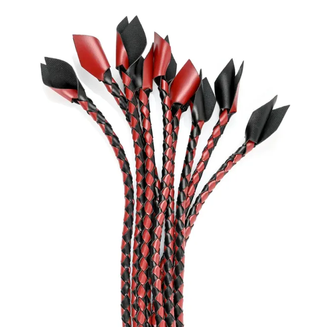 Braided Flogger Red/Black