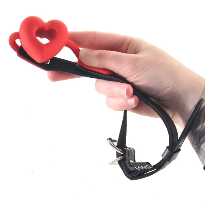 Amor Breathable Heart-Shaped Silicone Ball Gag Red