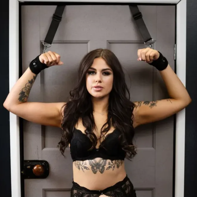 SEI MIO Doorway Control Play Adjustable Over Door Cuff Restraints