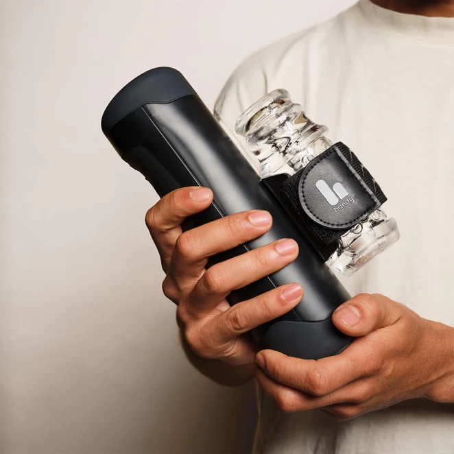 The Handy Male Masturbator