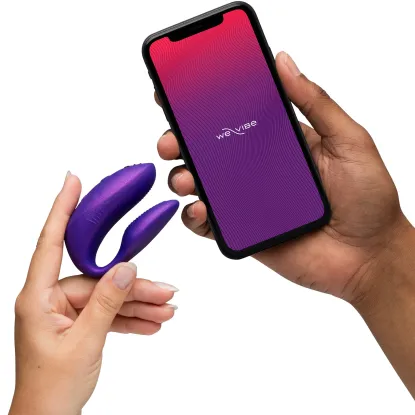 We-Vibe Chorus Pro Cosmic Purple App and Remote Controlled Couple's Vibrator