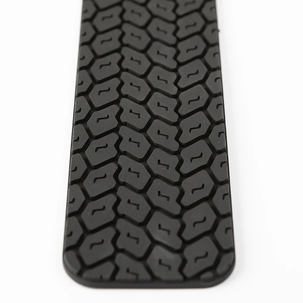 SEI MIO Tread Carefully 15 in. Tyre Paddle Black