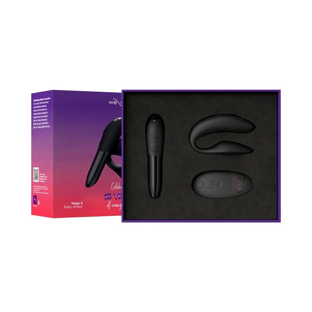 We-Vibe 15 Year Anniversary Couples Vibrator Set Black